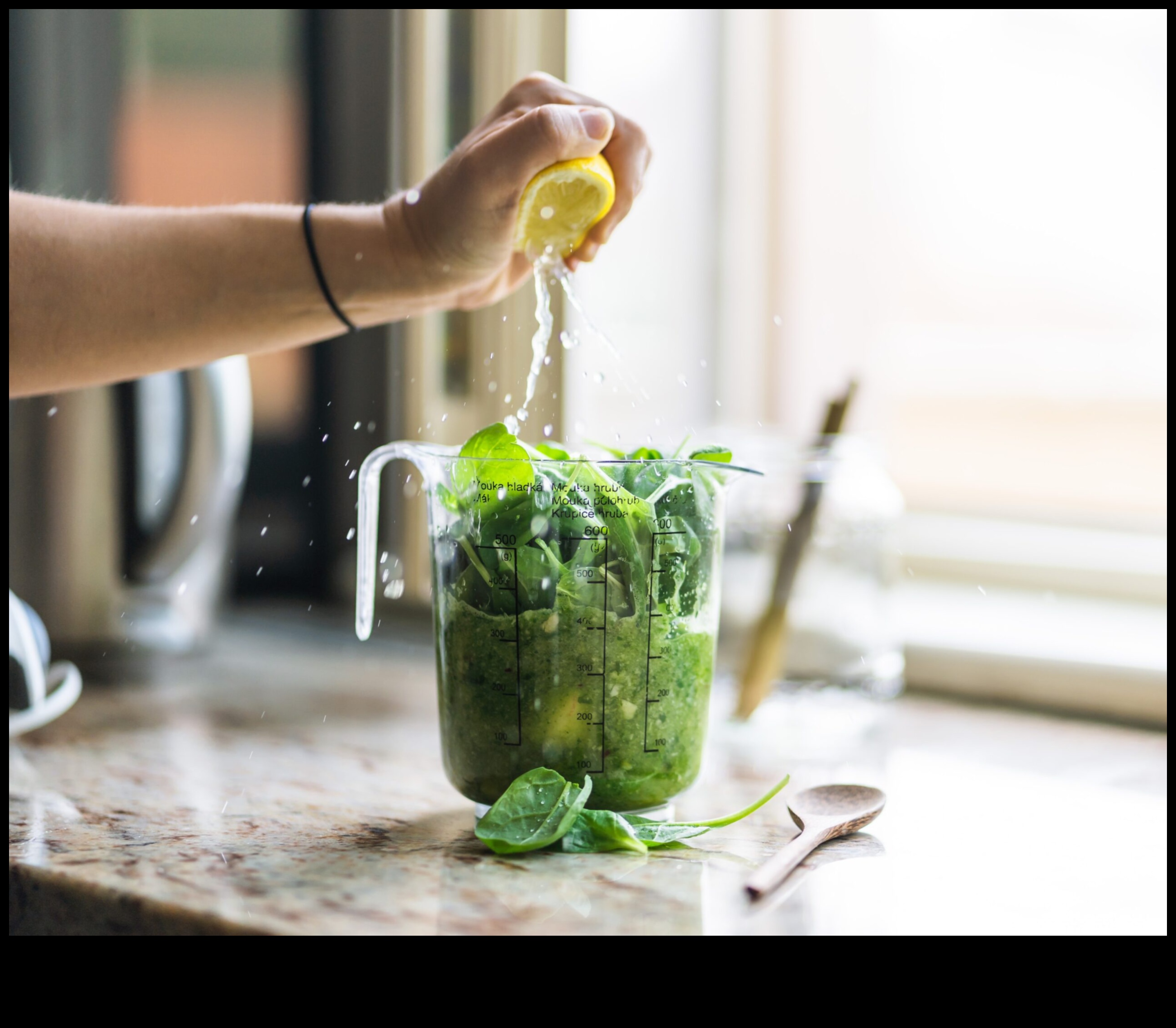 Verde și senin Hrănește-ți corpul și mintea cu sucuri vegetale calmante 2 Verde și senin: hrănește-ți corpul și mintea cu sucuri vegetale calmante