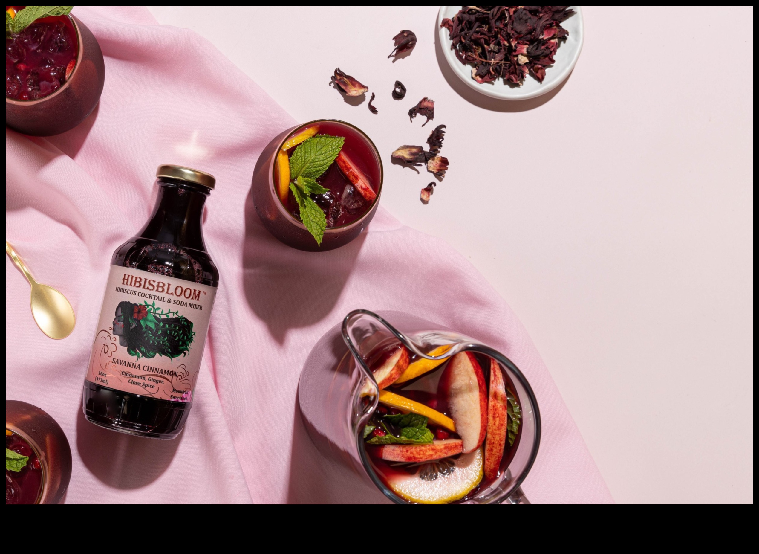 Experiența ceaiului de hibiscus: de la înflorire la înghițitură fericită