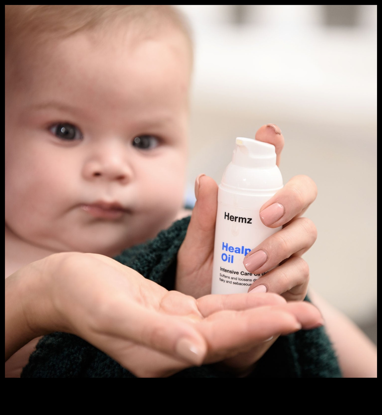 Hidratarea cerească: menținerea elastică a pielii bebelușului