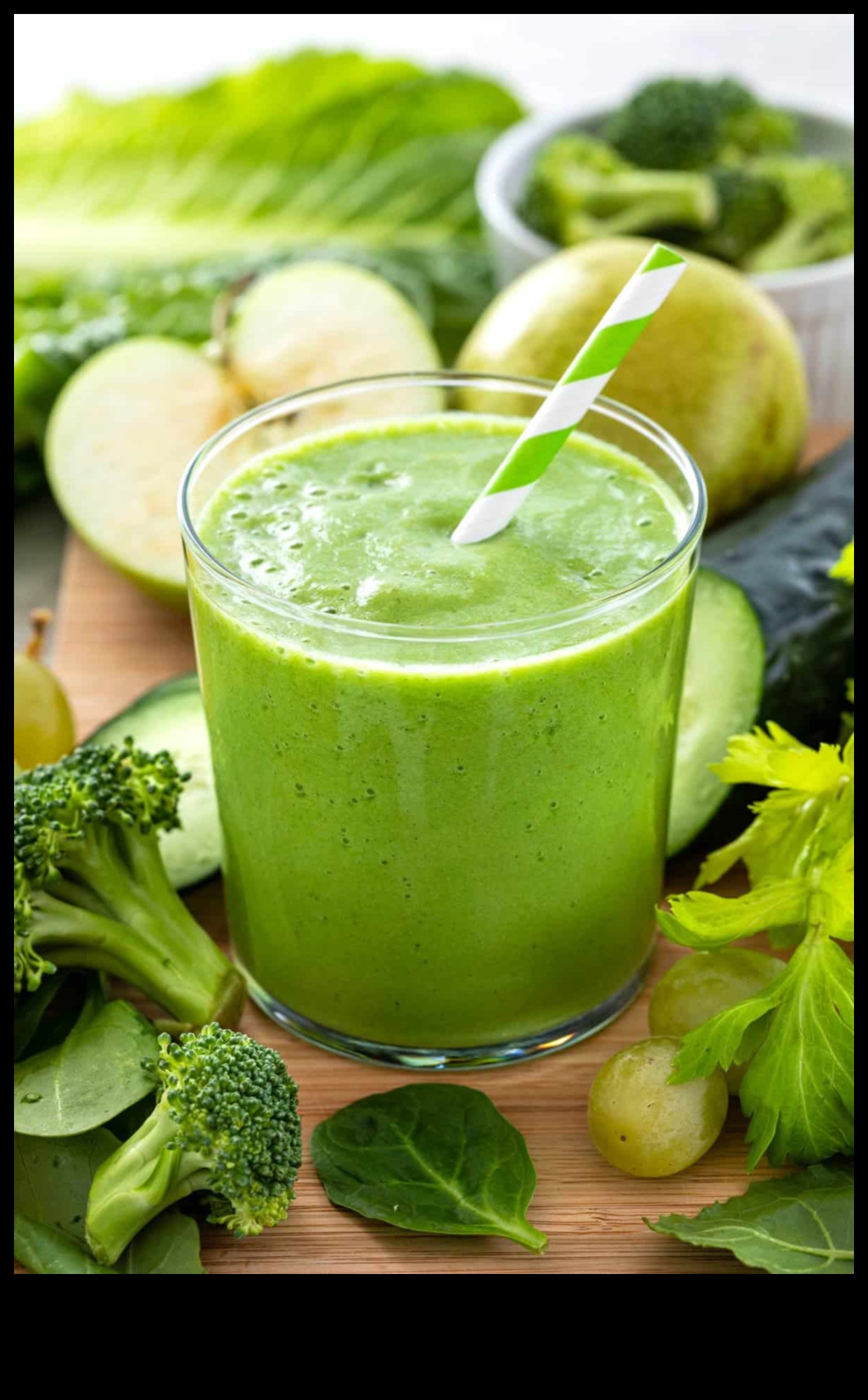 Savory Greens Un ghid pentru crearea de smoothie-uri verzi delicioase și nutritive 3 Savory Greens: Explorând combinații creative și aromate de smoothie verde