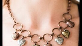 Romantism radiant: Lasă dragostea să strălucească cu colecția noastră de colier romantic