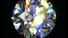 Sclipire eternă: Radiază cu foc de diamant