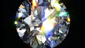 Sclipire eternă: Radiază cu foc de diamant